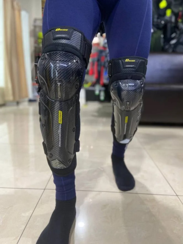 Ones Again Наколенники Carbon Fiber Force в Челябинске